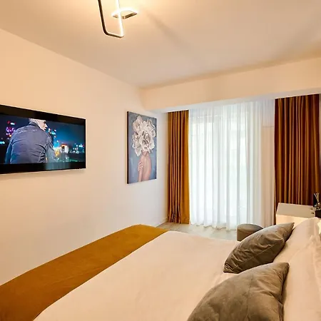 Infinity Summer Crib - Parking * Mamaia