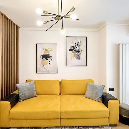 Infinity Summer Crib - Parking