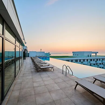 Infinity Summer Crib - Parking *